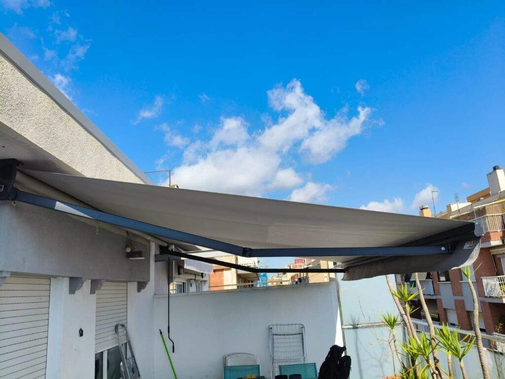 Instalación de toldos en Castelldefels